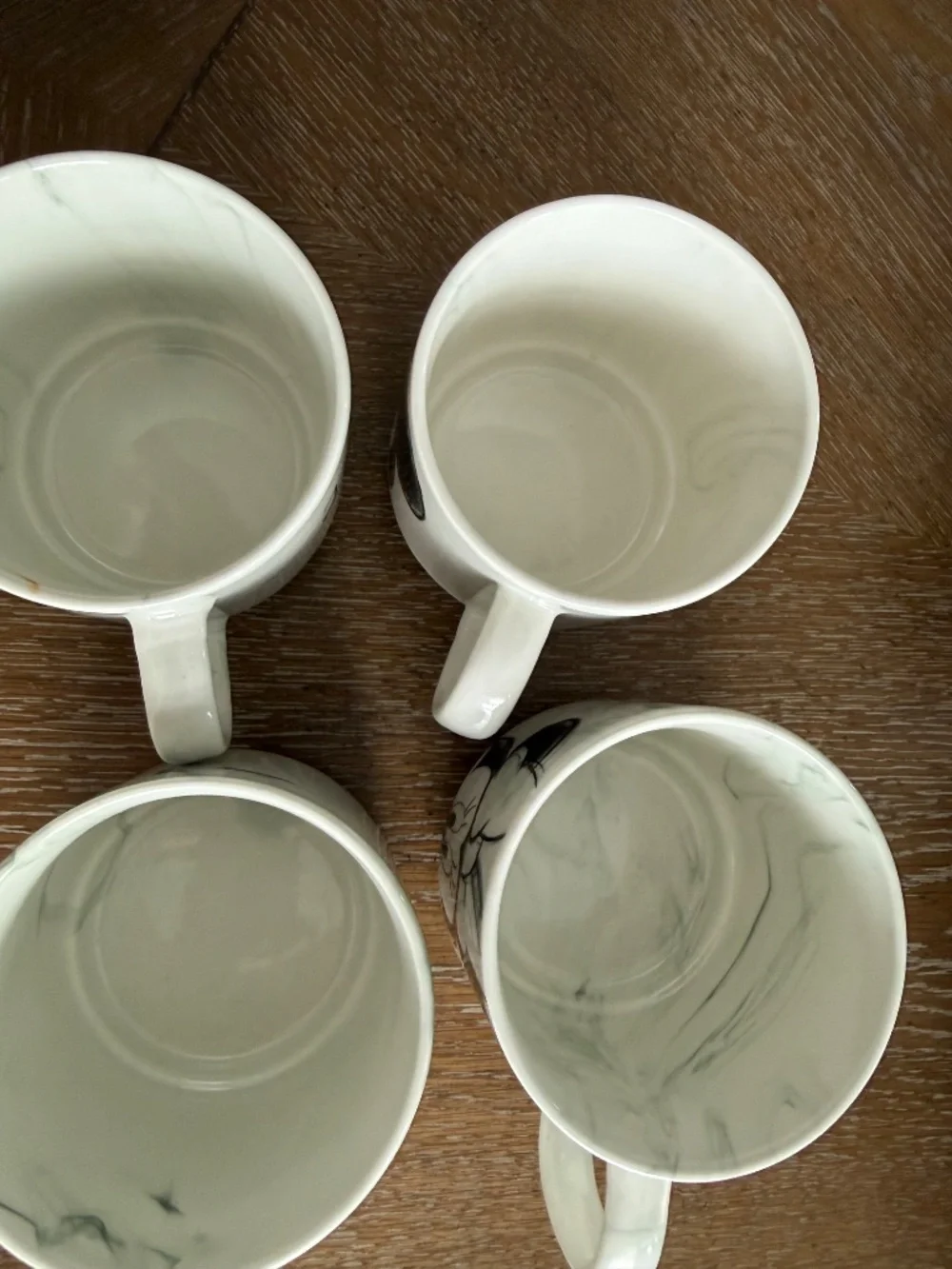 Excellent Condition – Official Disney Coffee Mugs (Set of 4